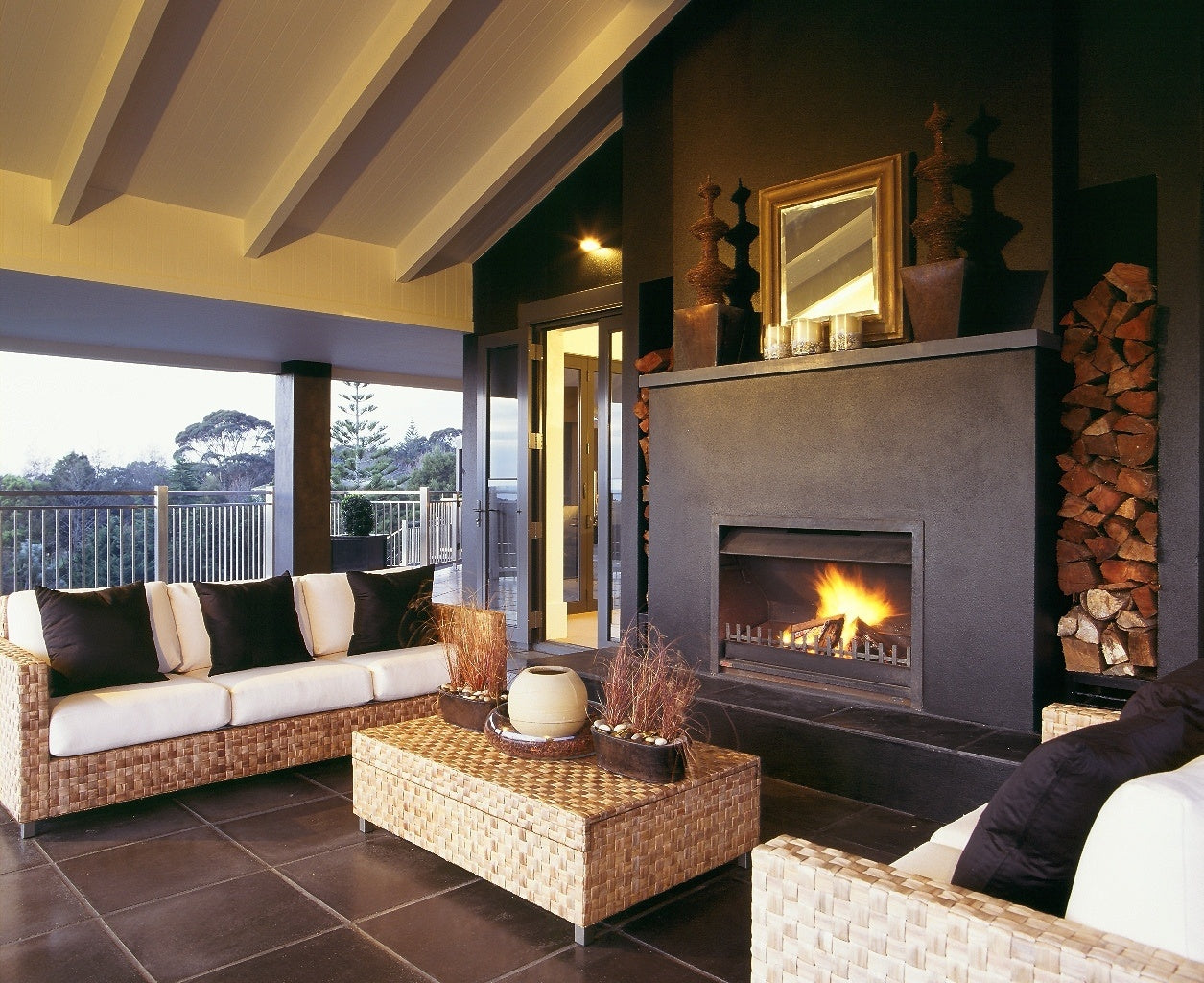 Jetmaster Universal Wood Inbuilt Wood Fire – The Fireplace NZ